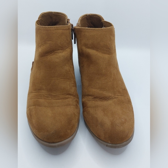 Brown Suede/Microfiber SO Ankle Boots‎ Girls Size 2 - Picture 2 of 8